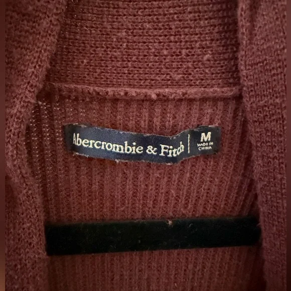 Abercrombie & Fitch burgundy cardigan, woman’s medium - Picture 3 of 4